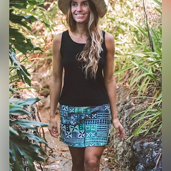 RipSkirt Hawaii Emerald Teaberry Wrap Skirt - Picture 2 of 14